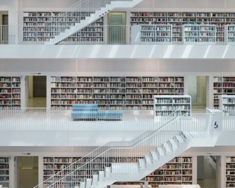 Stuttgart kütüphanesi